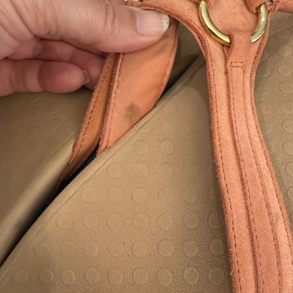 Vionic Women's Tide Aloe Coral Suede Thong Sandals w/ Gold‎ Ring Accent Size 10 - Picture 6 of 8